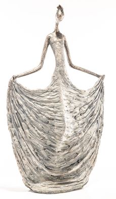 Декоративна срібна статуетка фігурка Дівчина у сукні