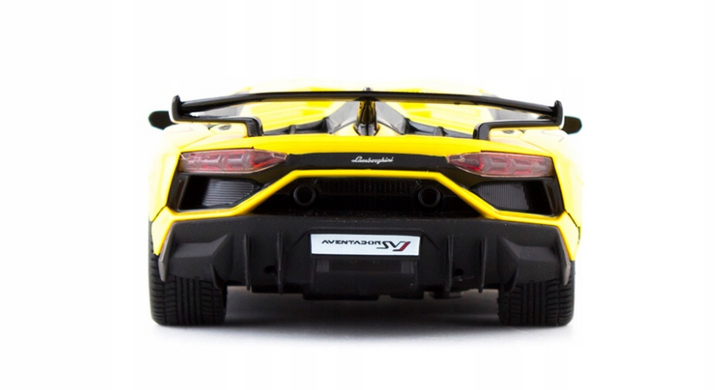 Модель автомобиля на дистанционном управлении Lamborghini Aventador SVJ R/C 1:24 Rastar 96100